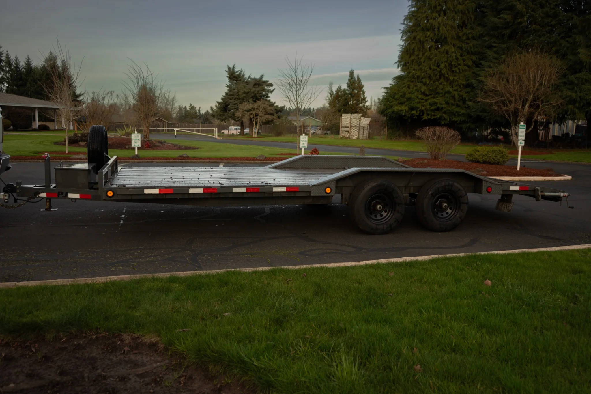 8.5×20 car hauler — full side profile